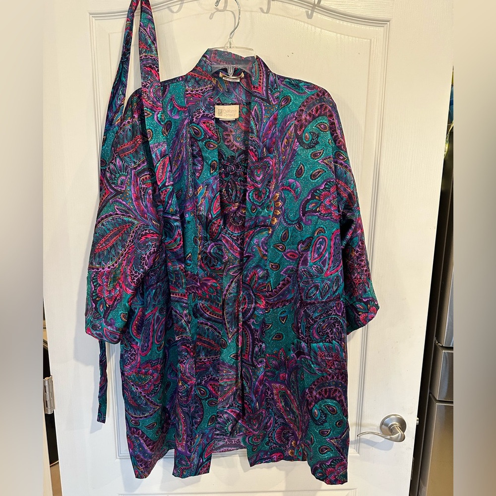 Vintage California Dynasty set. robe size medium and nightgown dress size Small